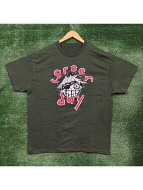 Green Day Saviors Tour graphic green T-shirt. Size XL